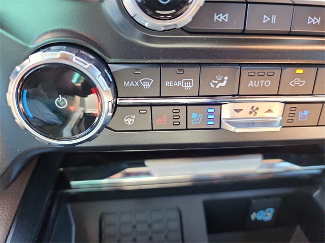 2025 Ford F-450 King Ranch photo 21