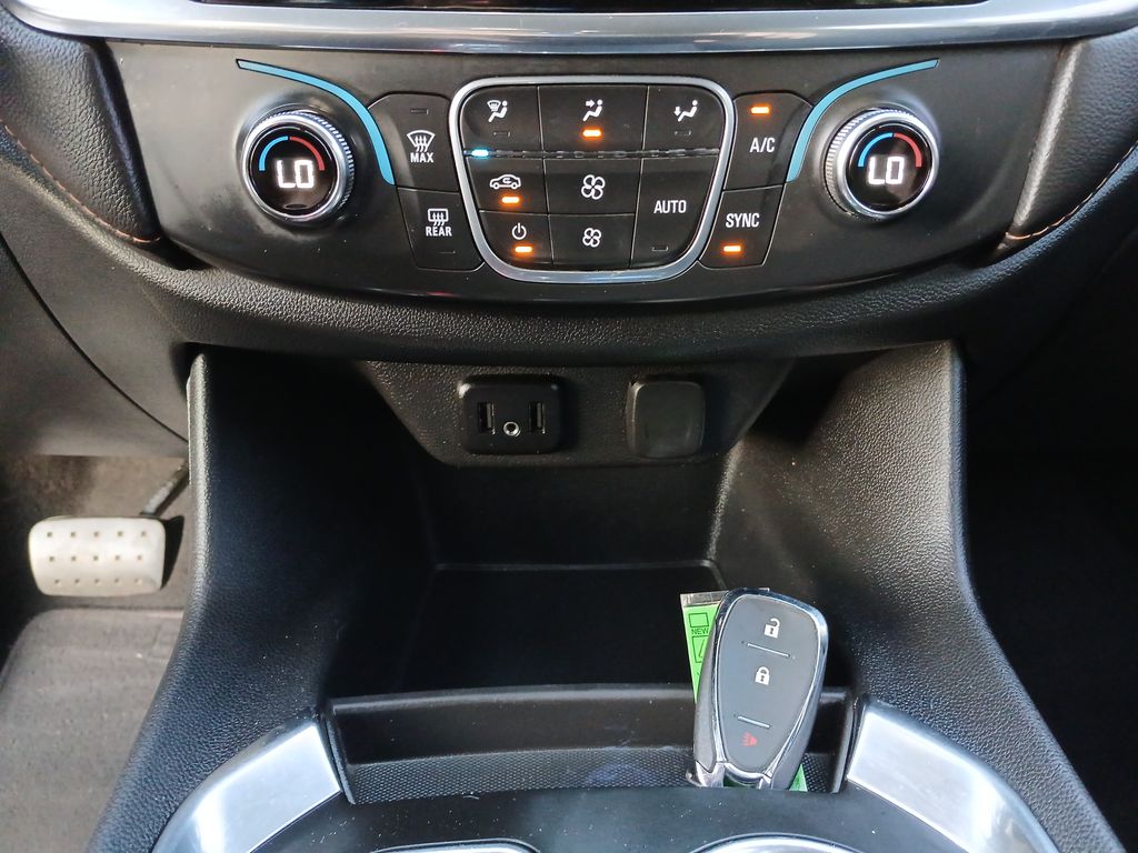 2020 Chevrolet Traverse LS photo 33