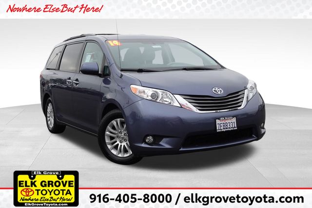 2014 Toyota Sienna XLE