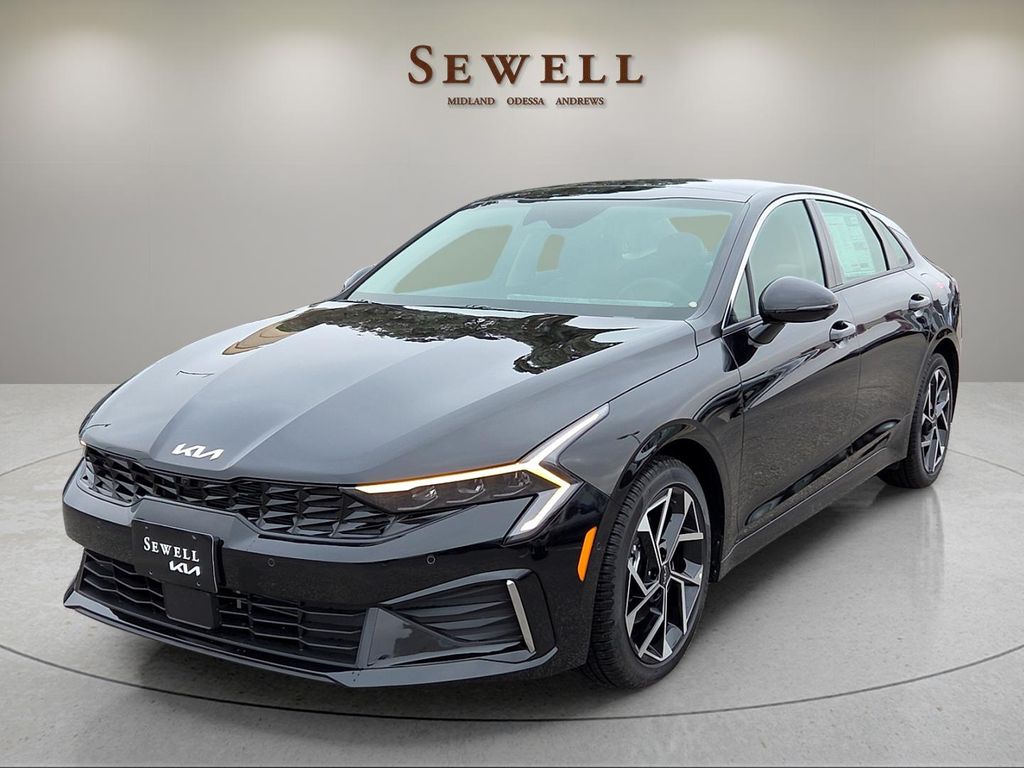 2026 Kia K5 EX's photo