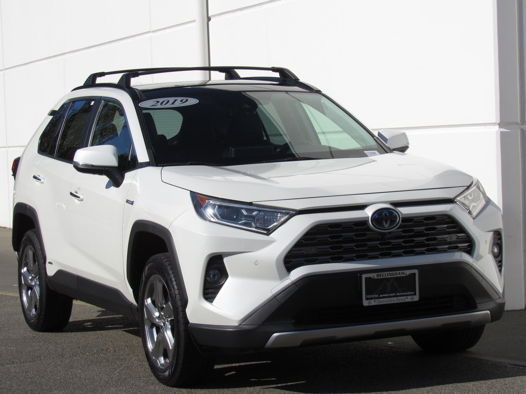 2019 Toyota RAV4 Hybrid Limited photo 2