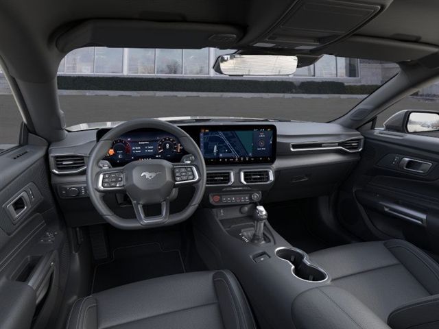 2025 FORD MUSTANG - Image 31