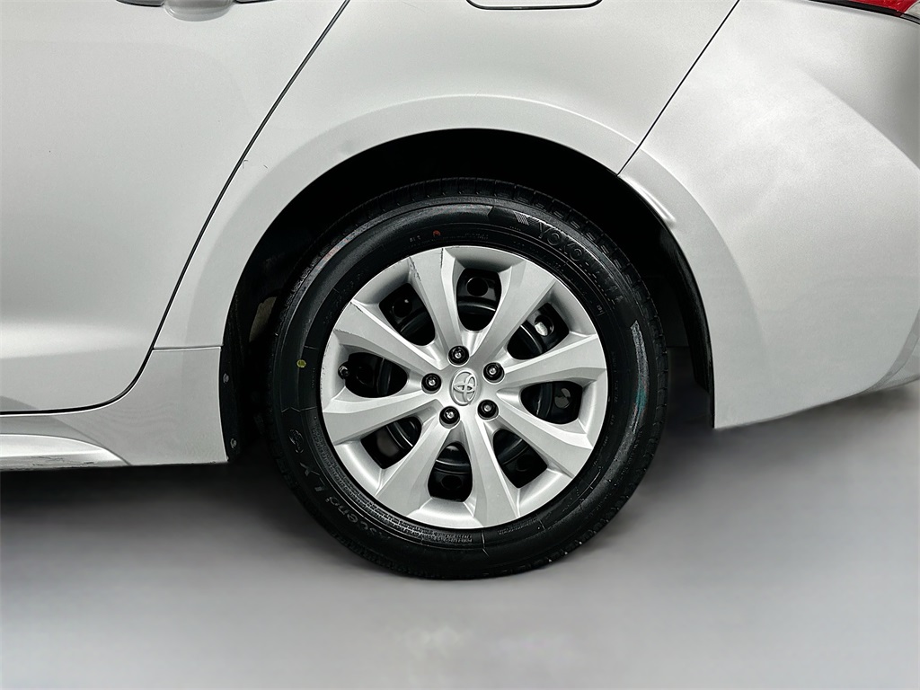 2023 Toyota Corolla LE photo 27