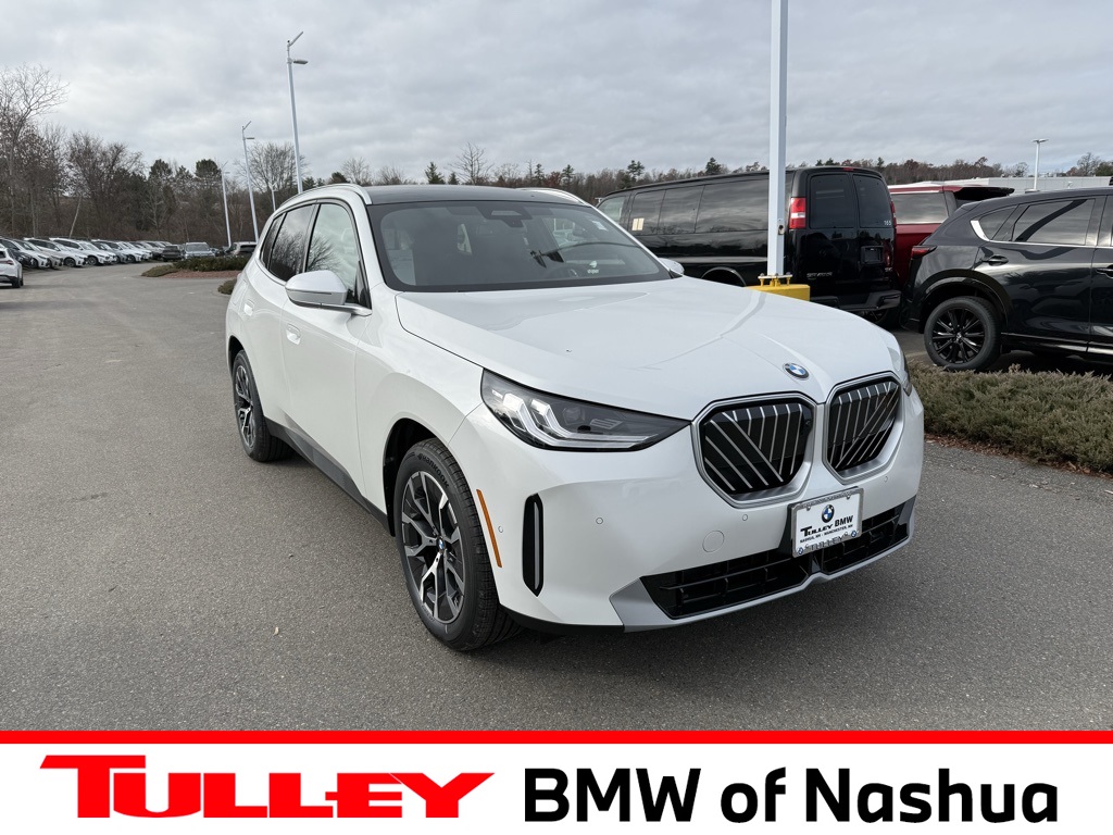 2026 BMW X3 30's photo