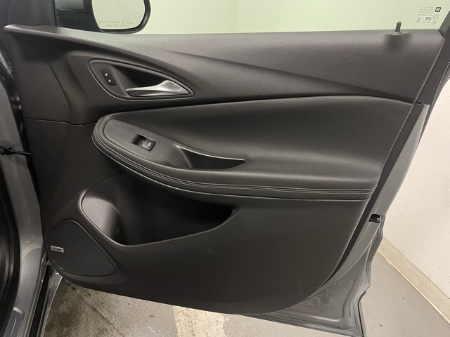2024 Buick Encore GX Avenir photo 18