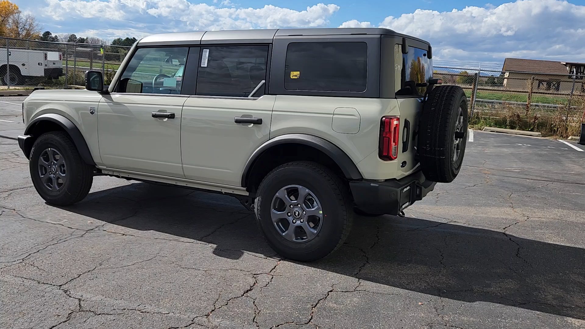 2025 Ford Bronco Big Bend photo 3