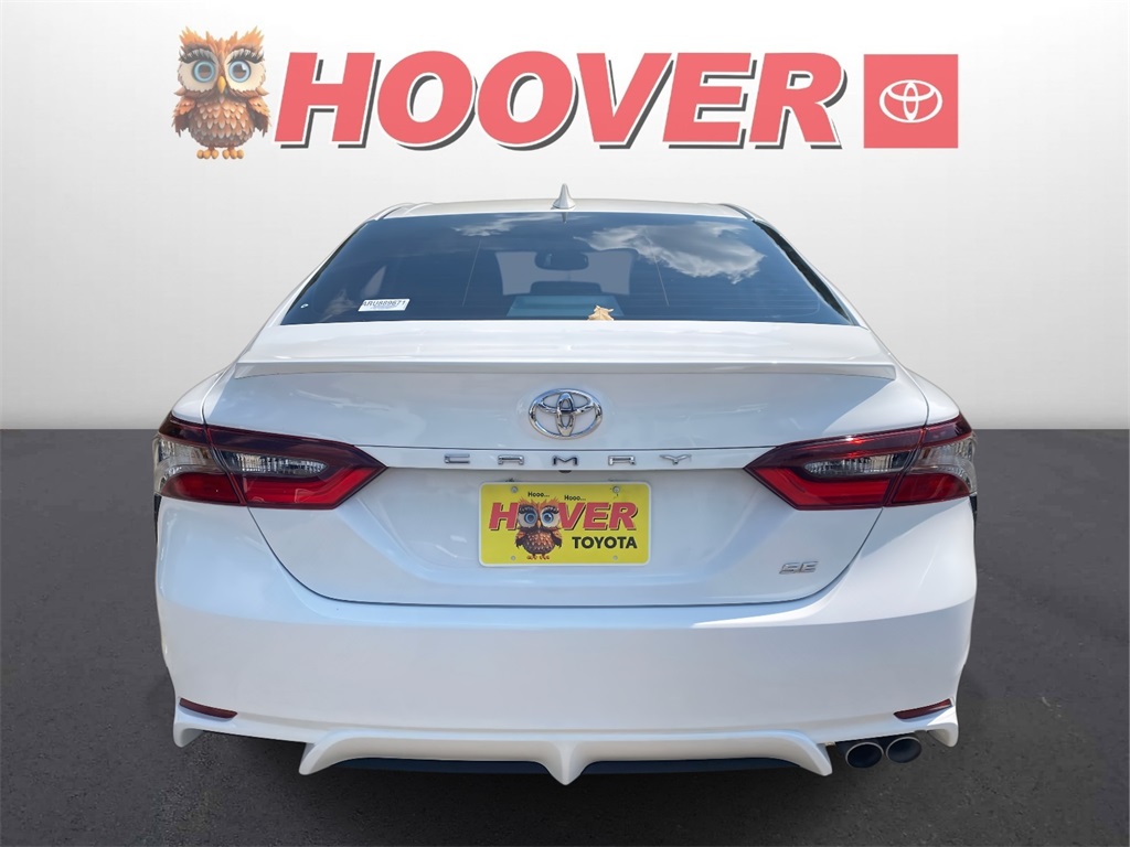 2024 Toyota Camry SE photo 3