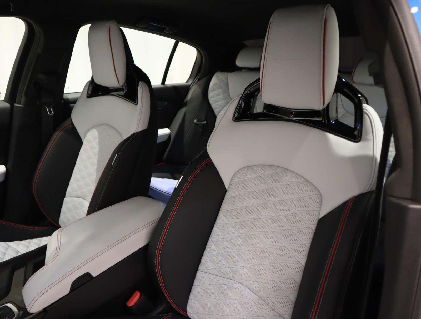 2024 Cadillac CT5 photo 22