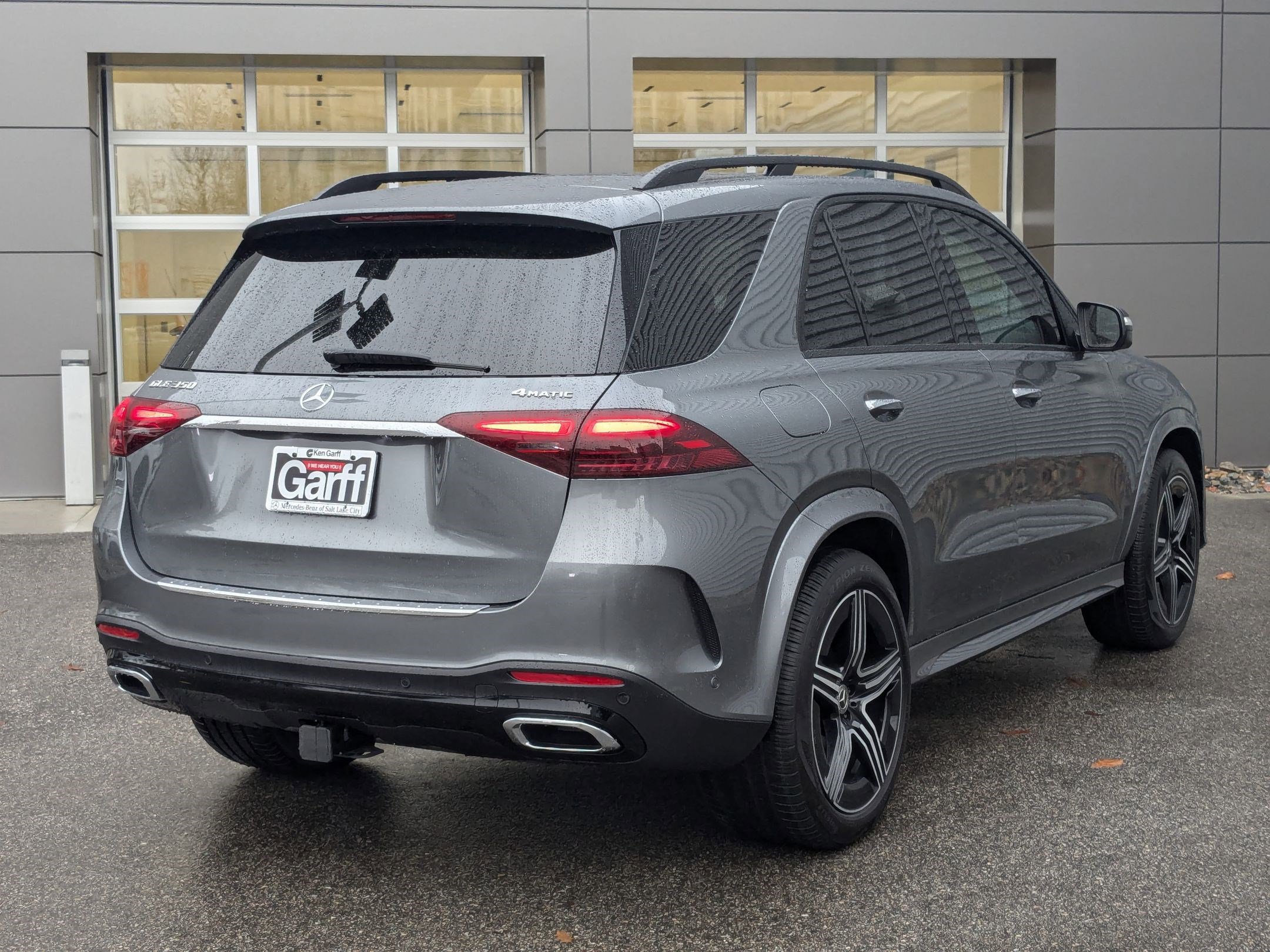2025 Mercedes Benz GLE 350 4MATIC photo 3