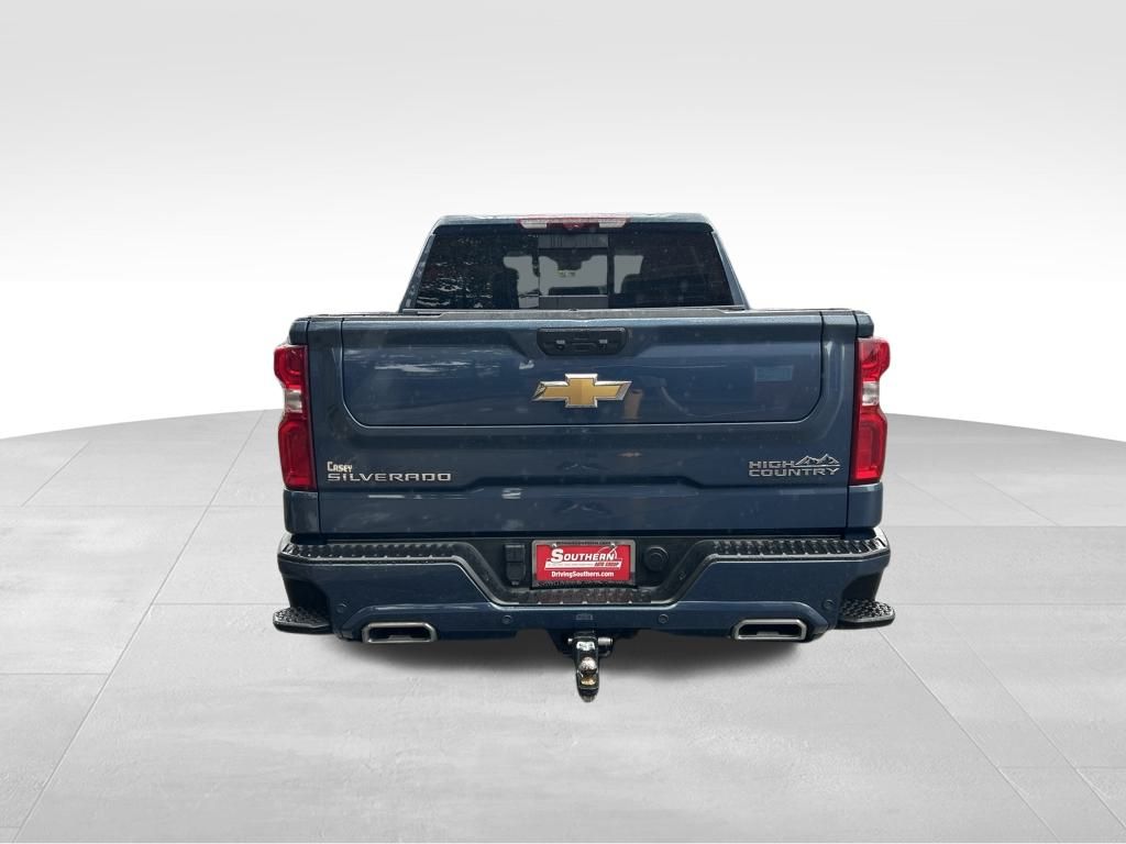 2024 Chevrolet Silverado 1500 High Country photo 4