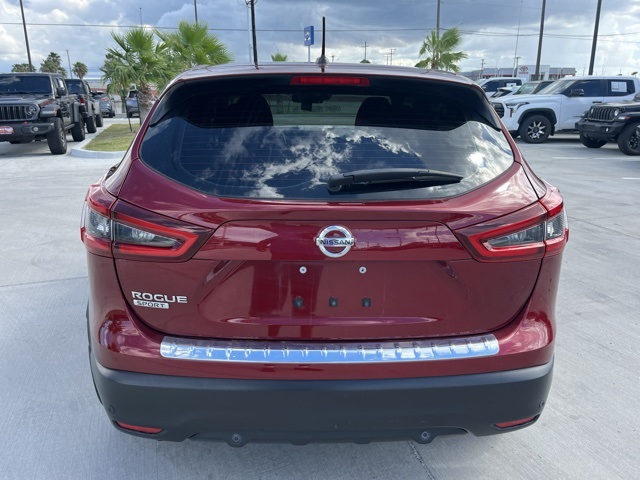 2022 Nissan Rogue Sport S photo 5