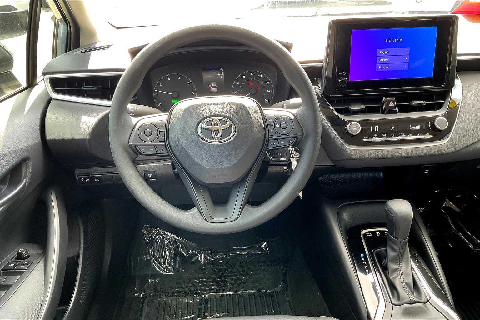 2023 Toyota Corolla Hybrid LE photo 5