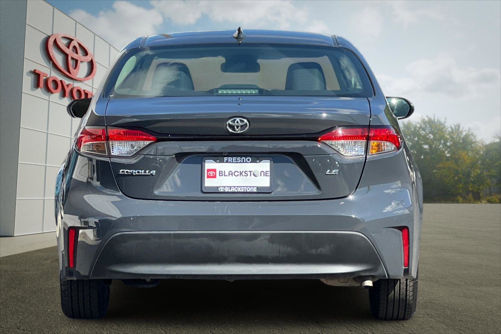 2024 Toyota Corolla LE photo 4