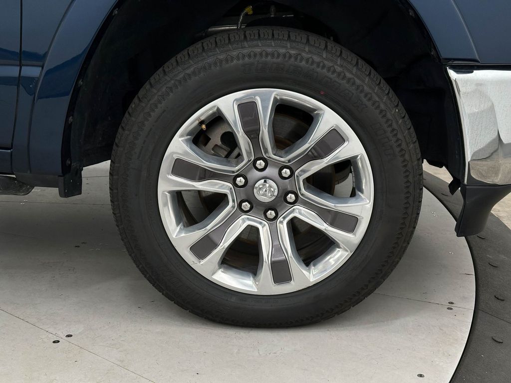 2023 Ram 1500 Limited photo 31