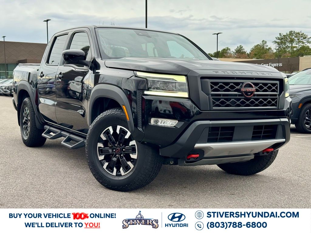 2022 Nissan Frontier PRO-4X's photo