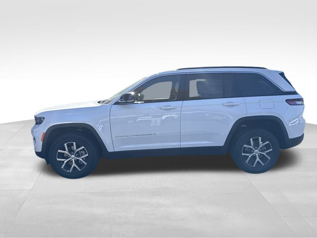 2025 Jeep Grand Cherokee Limited photo 3