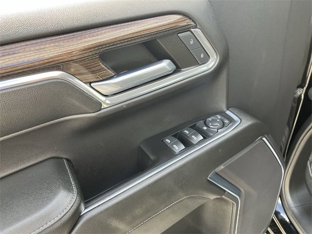 2024 Chevrolet Silverado 1500 LT photo 13
