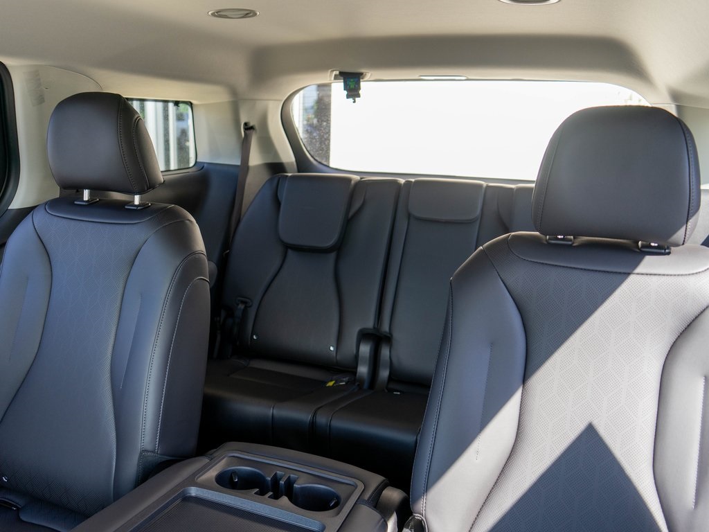 2026 Kia Carnival EX photo 12