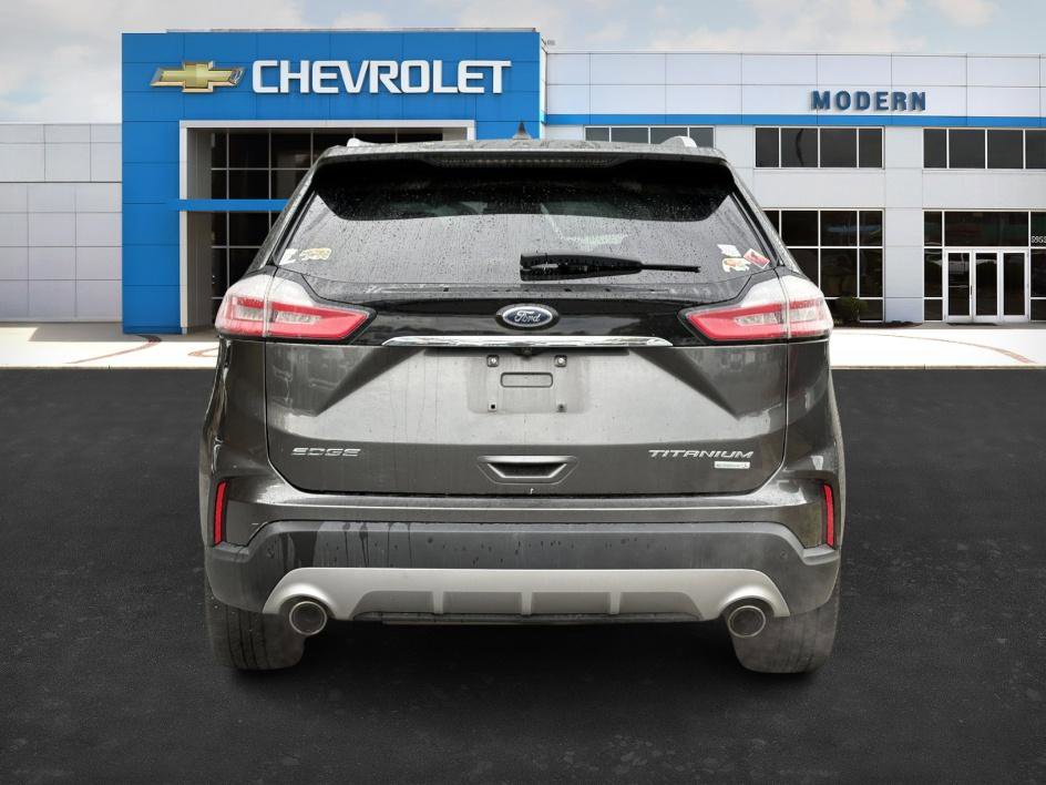 2020 Ford Edge Titanium photo 4