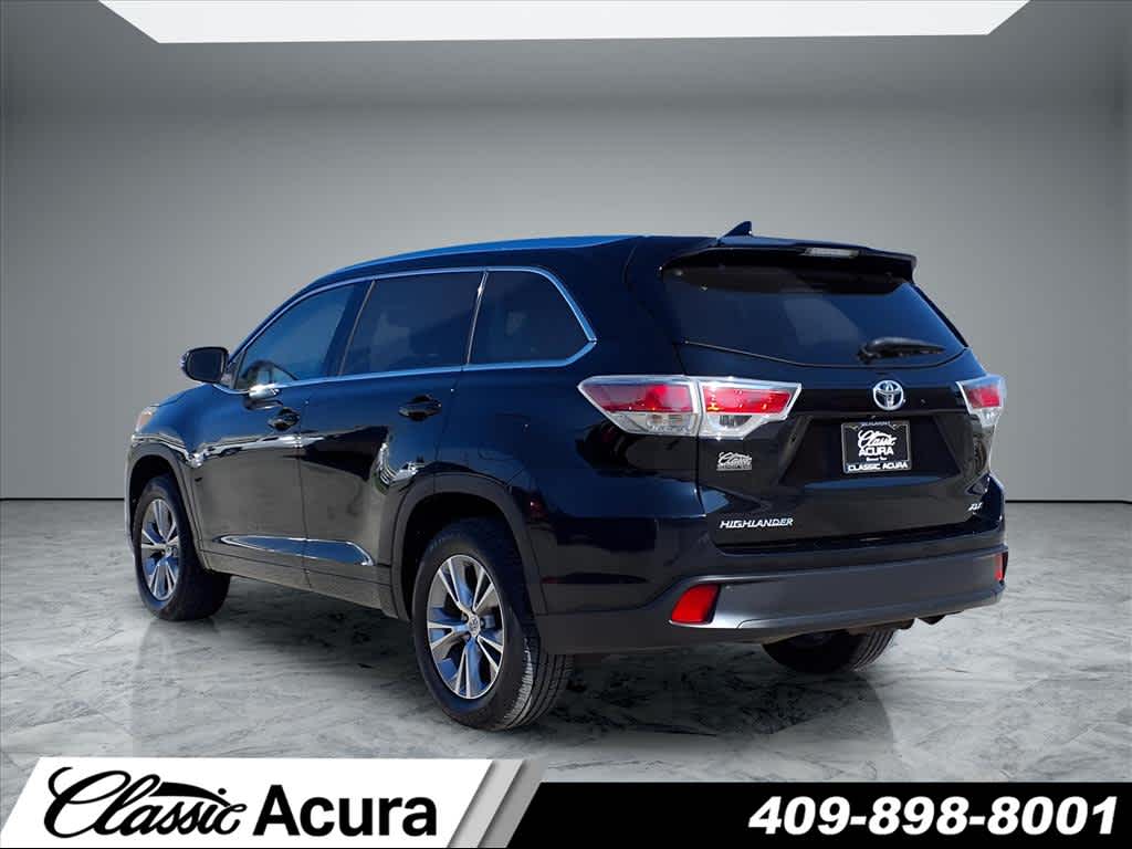2014 Toyota RAV4 XLE photo 5