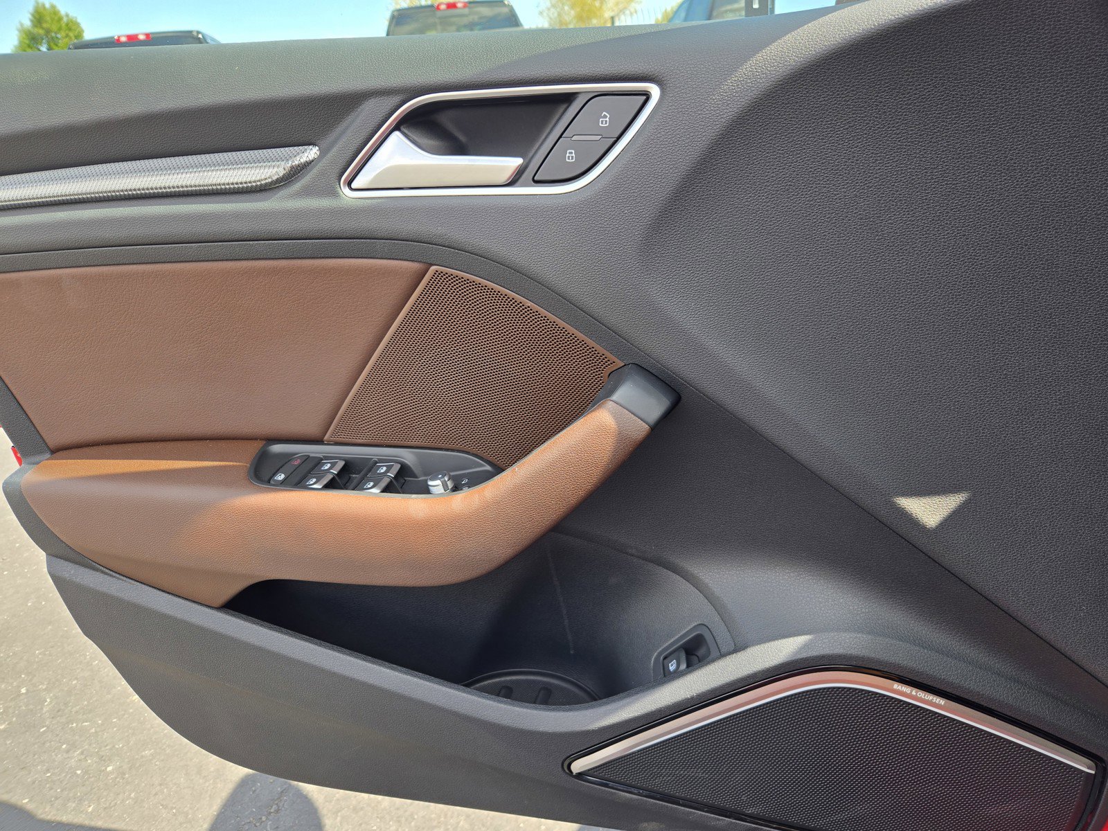 2017 Audi A3 E-tron Prestige photo 23