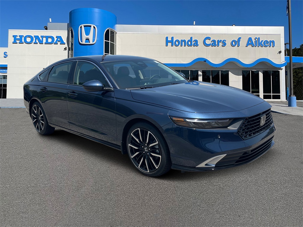 2025 Honda Accord Hybrid Touring's photo
