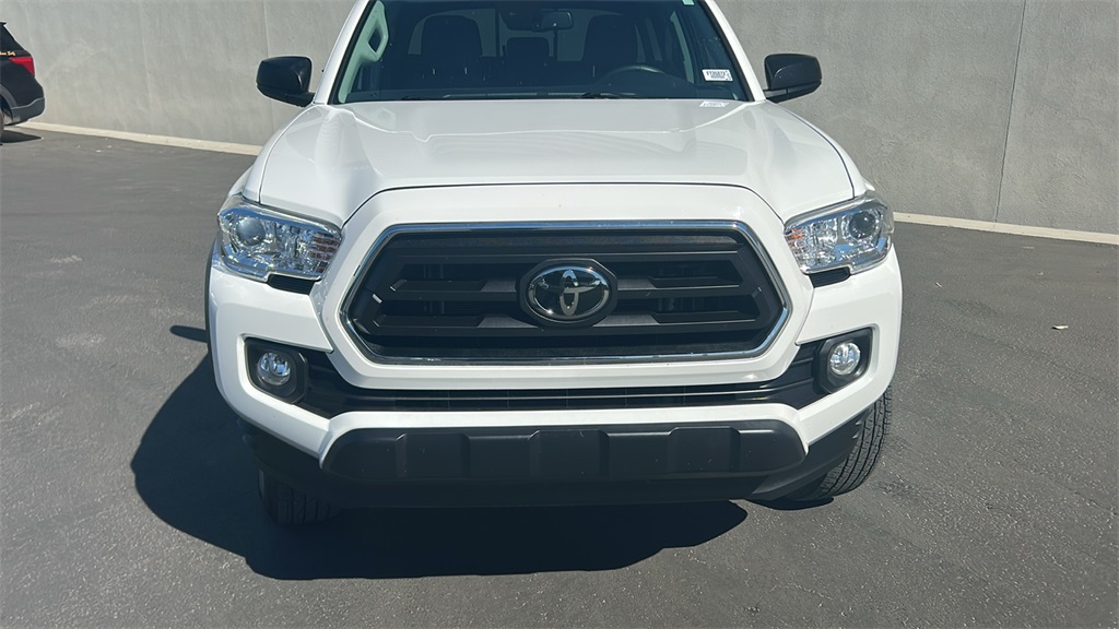 2023 Toyota Tacoma SR5 photo 2