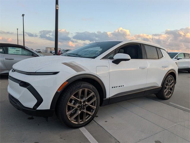2026 Chevrolet Equinox EV 1LT photo 4