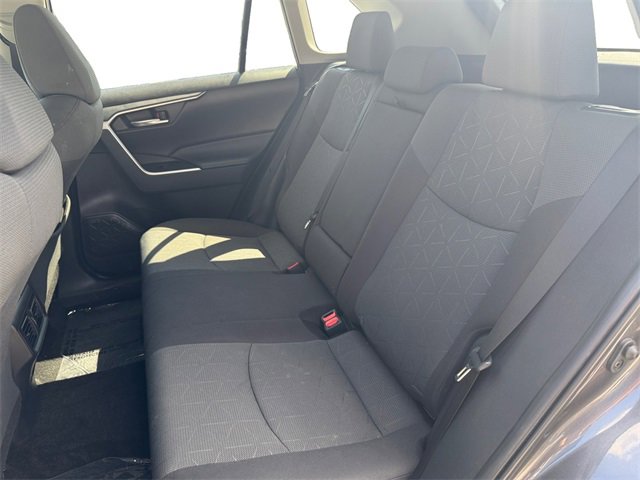 2022 Toyota RAV4 XLE photo 13