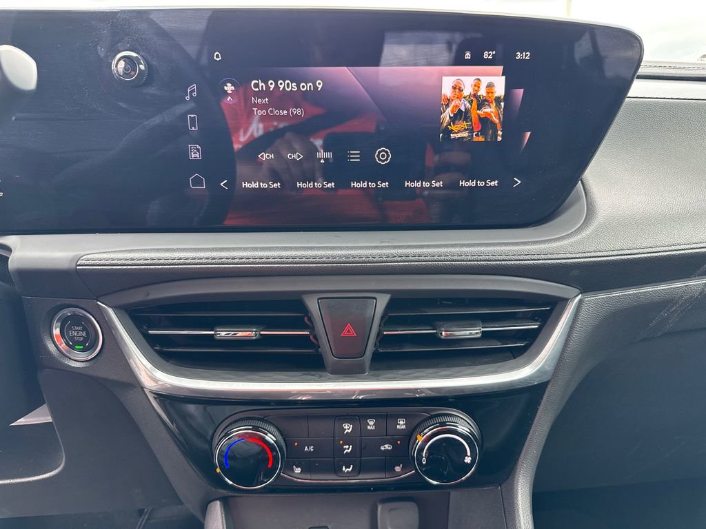 2024 Buick Encore GX Sport Touring photo 24