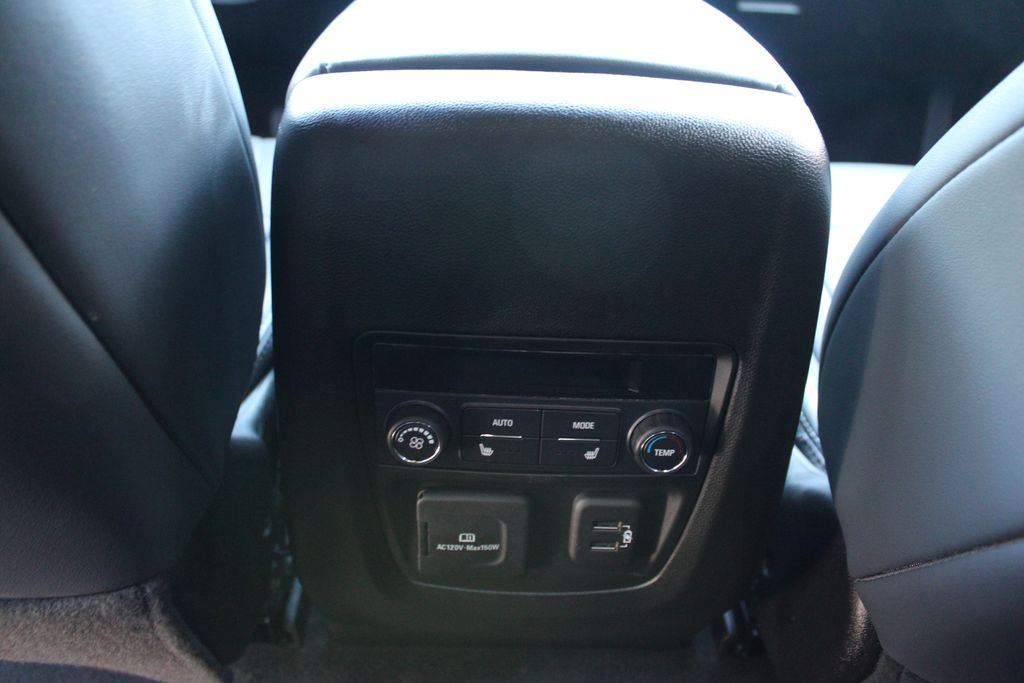2024 Buick Enclave Premium photo 39
