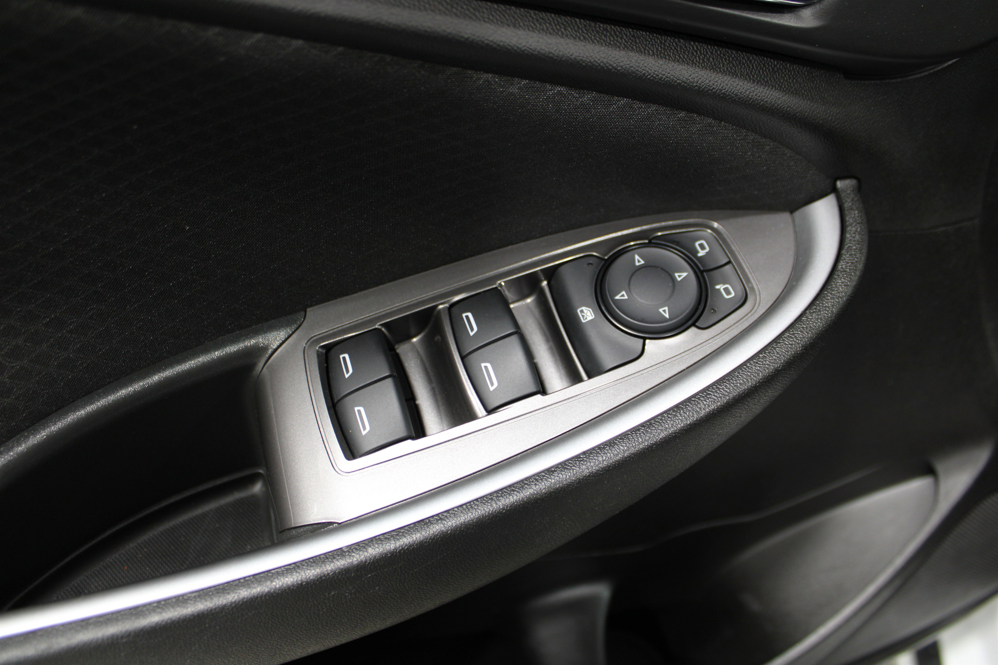 2024 Chevrolet Malibu LS photo 3