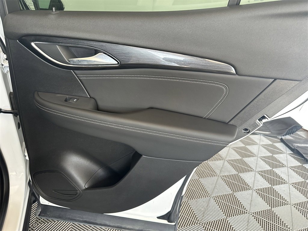 2021 Buick Envision Preferred photo 32