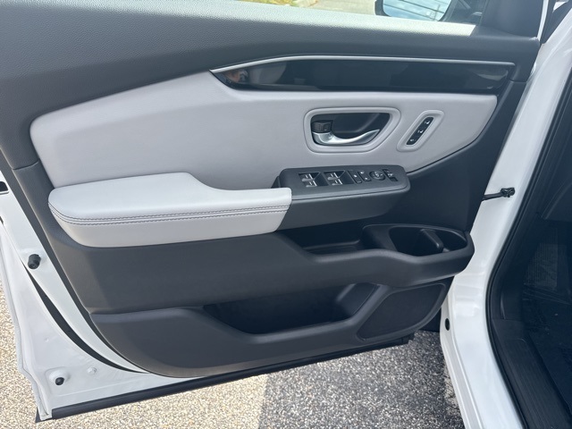 2025 Honda Pilot Touring photo 11