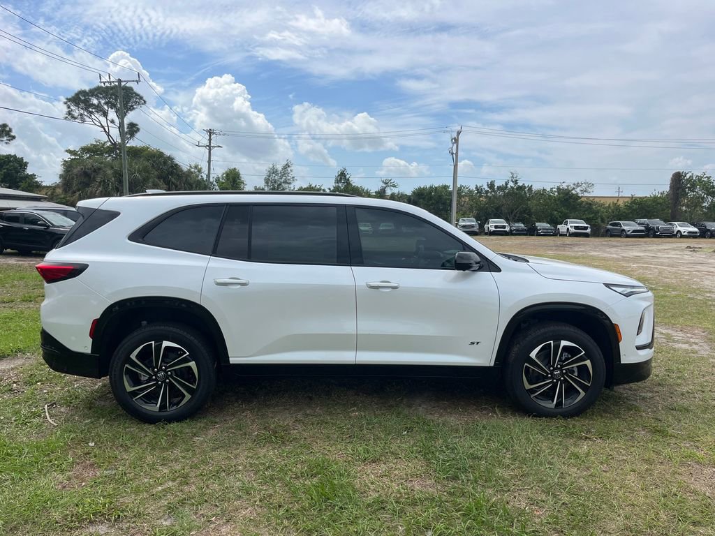 2025 Buick Enclave Sport Touring photo 42