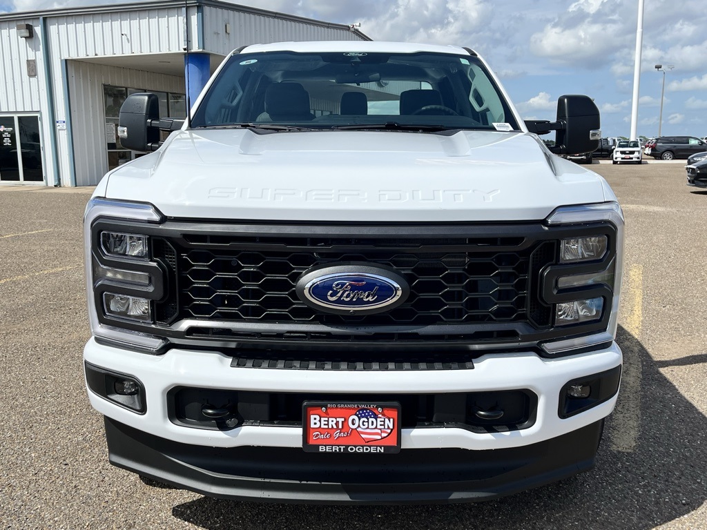2026 Ford F-350 XL photo 2