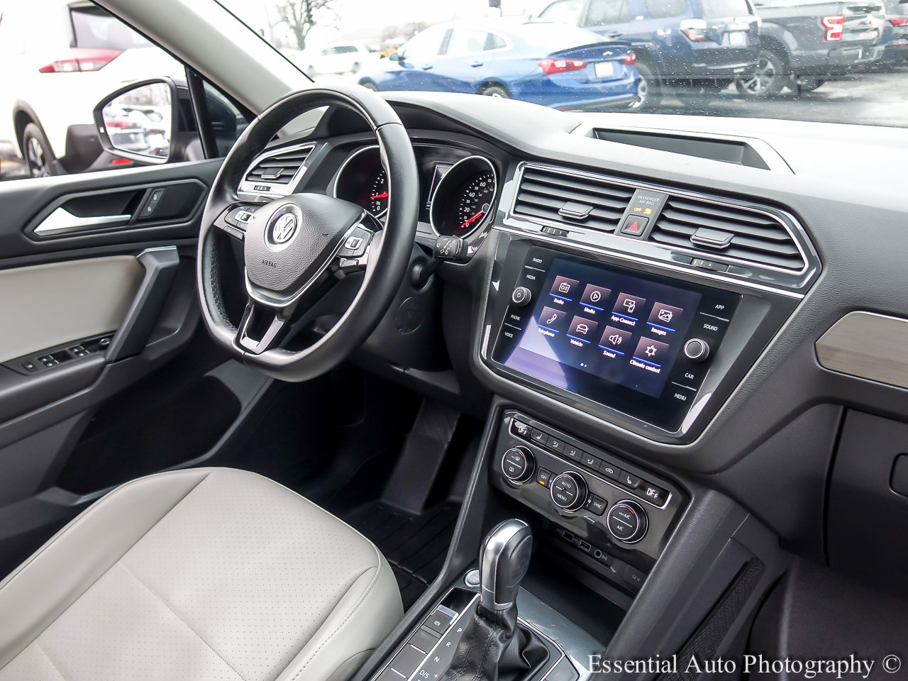 2019 VOLKSWAGEN TIGUAN - Image 23