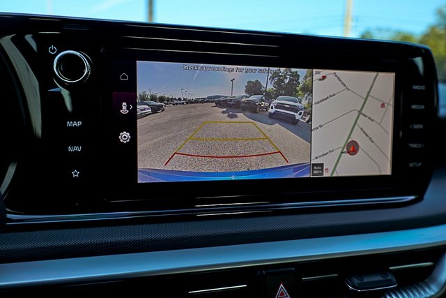 2022 Kia K5 GT-Line photo 3