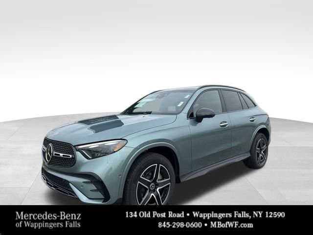 2026 Mercedes-Benz GLC Base's photo