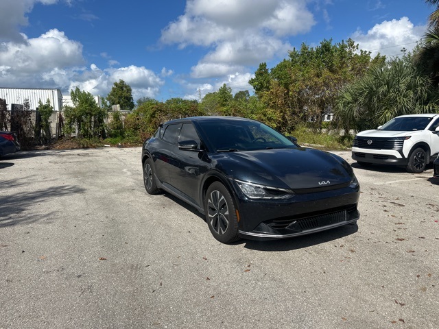 2022 Kia EV6 Wind photo 3