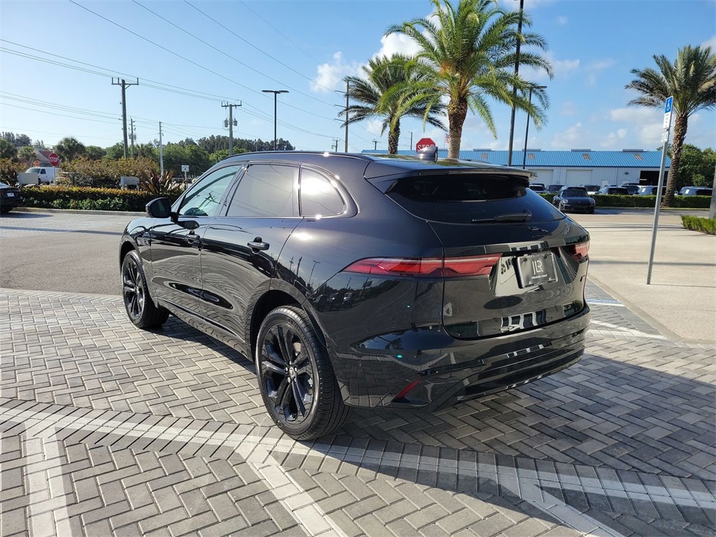 2026 Jaguar F-PACE P250 R-Dynamic S photo 3