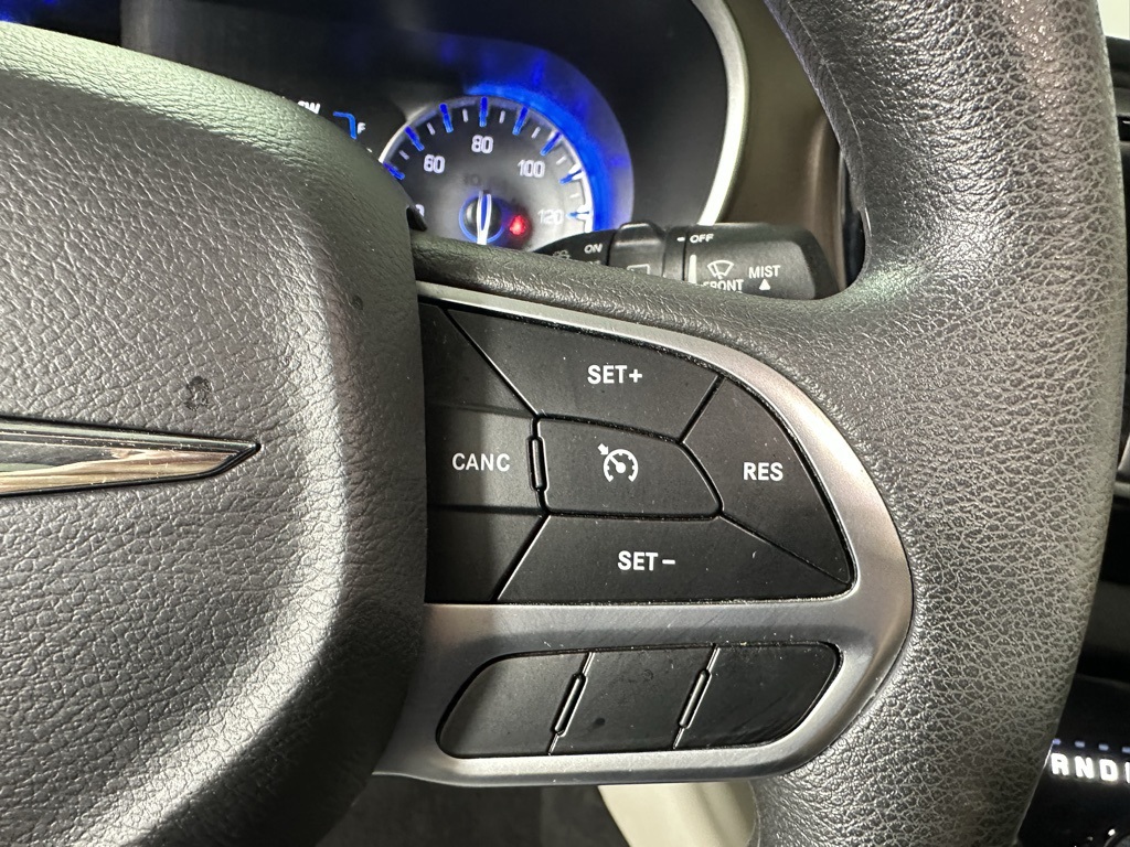 2018 Chrysler Pacifica Touring Plus photo 15