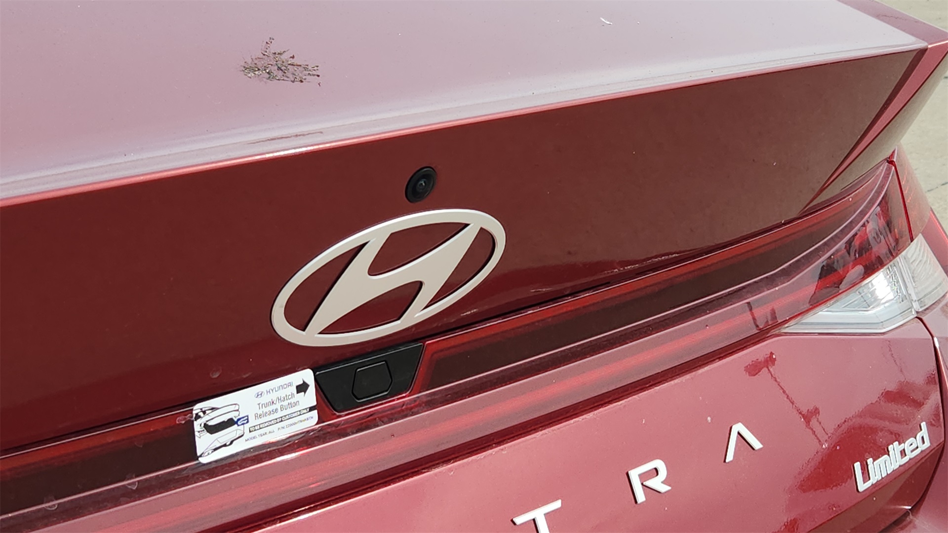 2025 Hyundai Elantra Limited photo 22