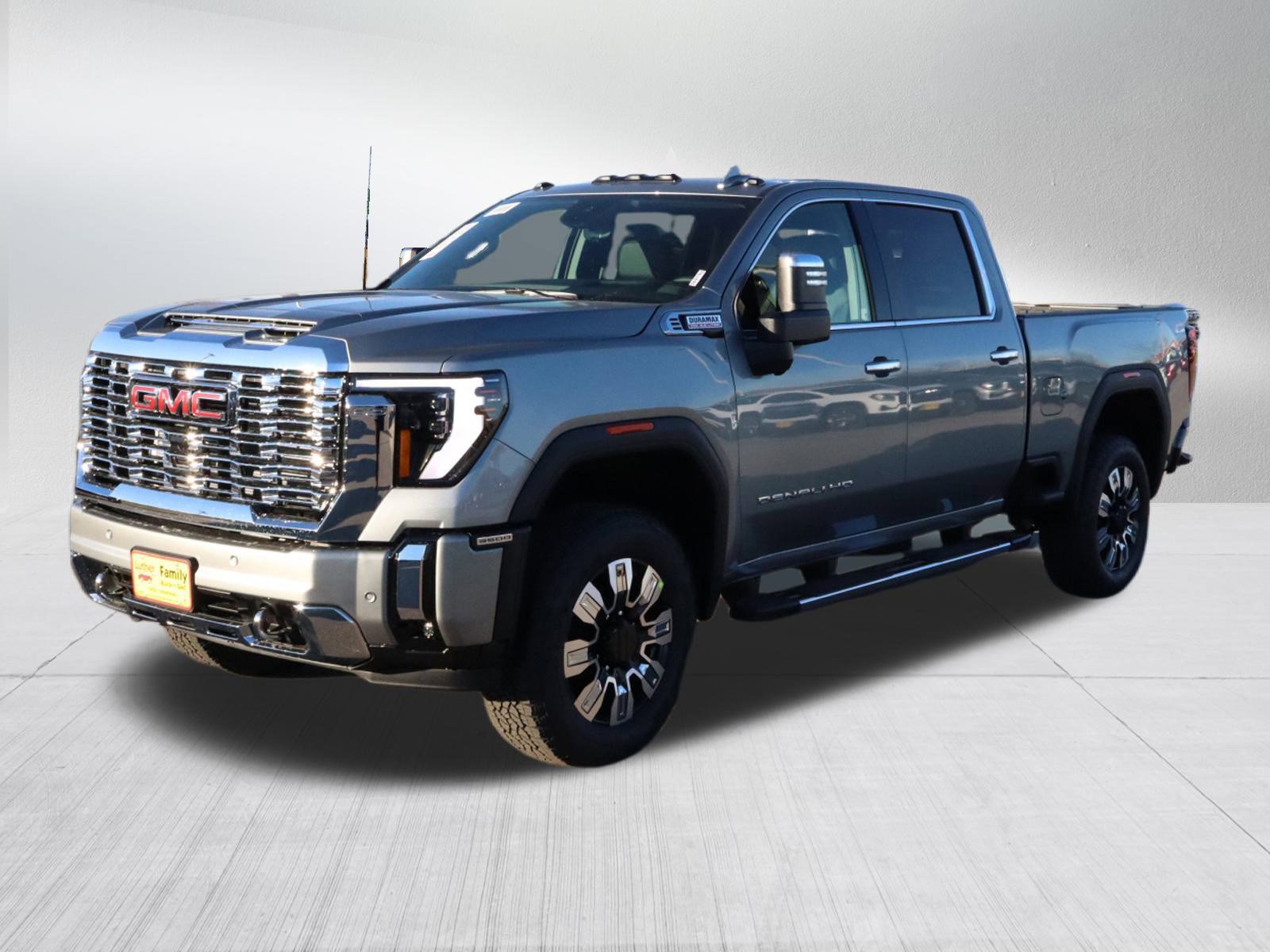 2026 Gmc Sierra 3500 HD Denali photo 3