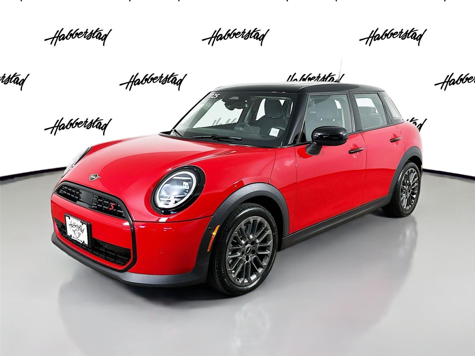 2025 MINI Hardtop 4 Door S's photo