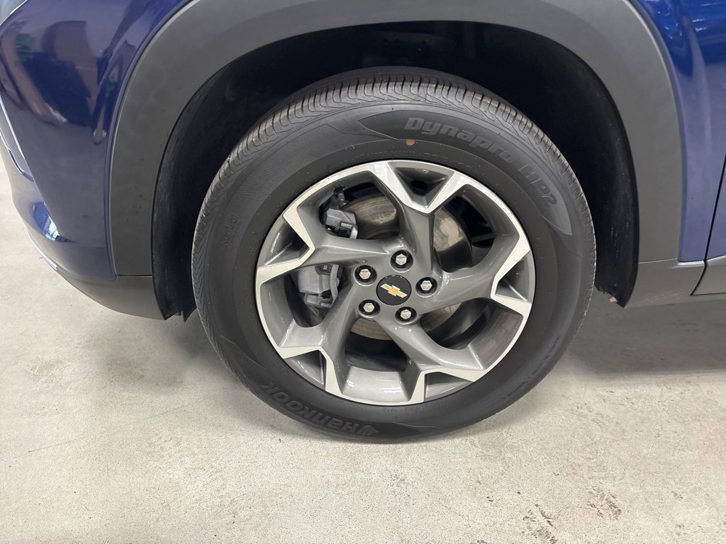 2024 Chevrolet Trax LT photo 9