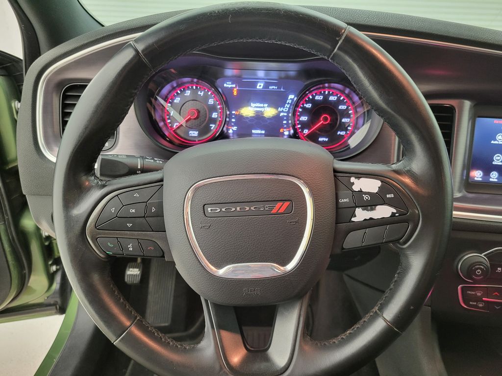 2018 Dodge Charger SXT photo 3