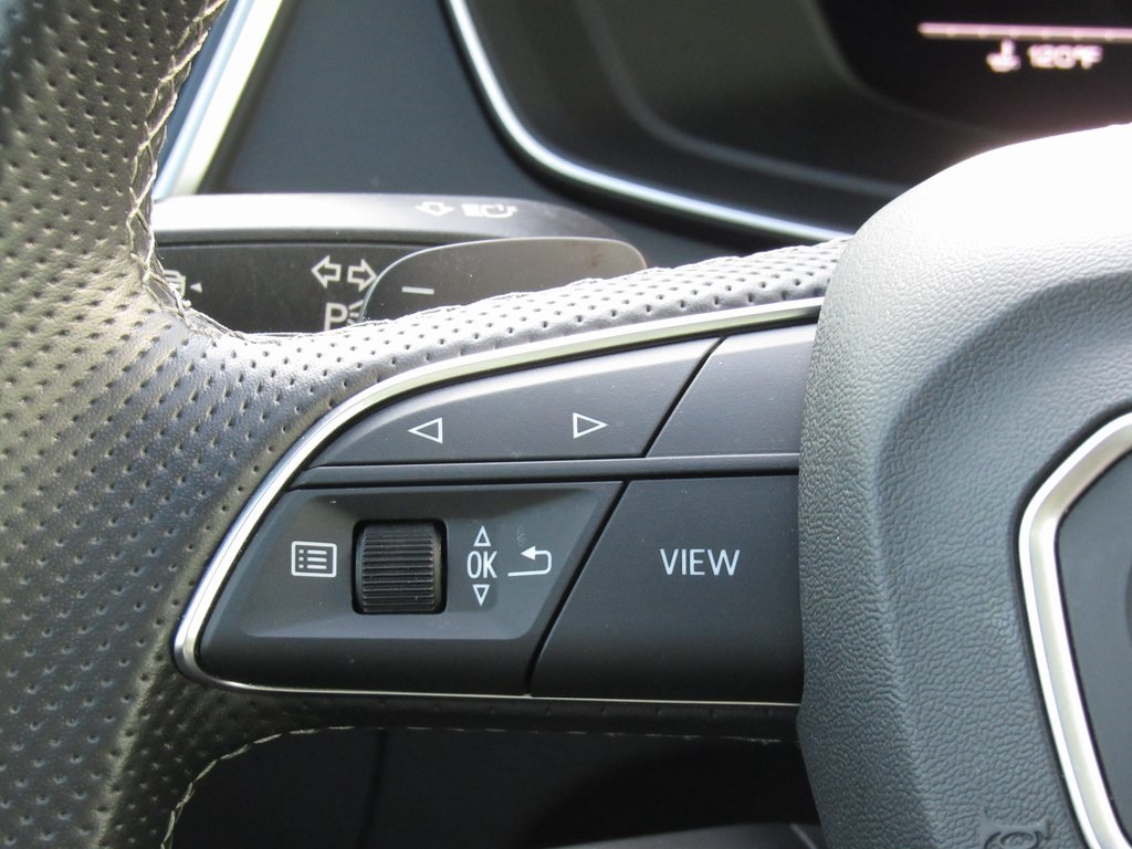 2022 Audi SQ5 Premium Plus photo 23