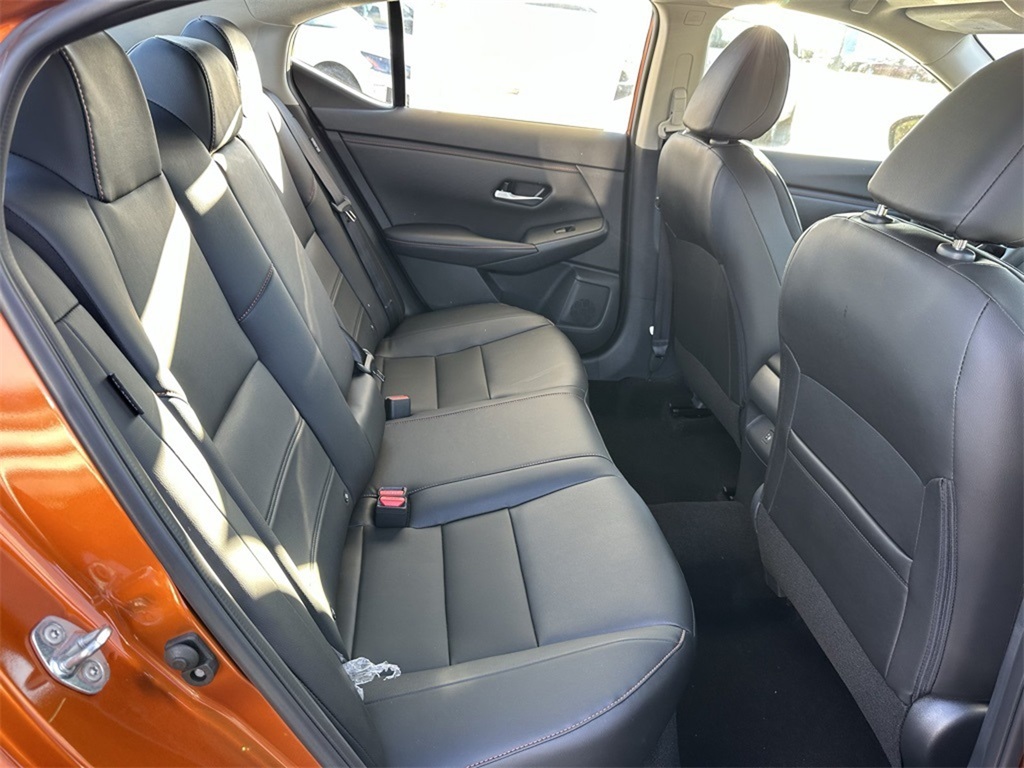 2025 Nissan Sentra SR photo 18