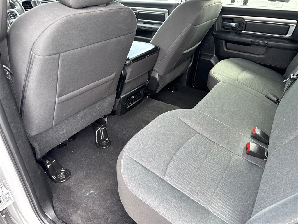 2024 Ram 1500 Classic Warlock photo 17
